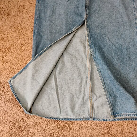 Woman's Old Navy New Jean Skirt Size 8 - Picture 4 of 9